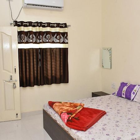 Hotel Shivalay Shegaon المظهر الخارجي الصورة
