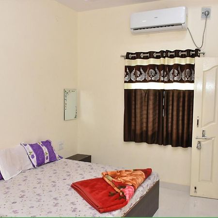 Hotel Shivalay Shegaon المظهر الخارجي الصورة